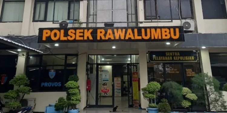 Polsek Rawalumbu Jadi Sarang Mafia? Laporan Warga Diabaikan, Pelaku Perusakan Malah Dilindungi!