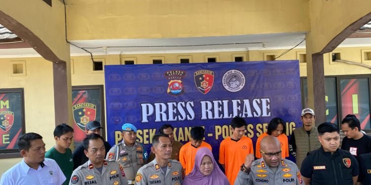 Modus Ganjal ATM Kembali Makan Korban: Polisi Bertindak Cepat, Pelaku Tertangkap!