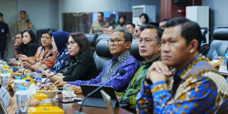 Jemput Era Baru Polri: Kapolri Sigit Rangkul Puluhan Pakar, Siapkan Fondasi Transformasi di Bawah Komando Prabowo