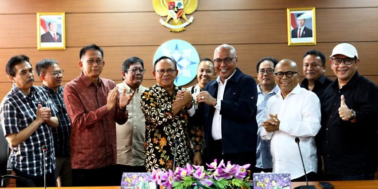 ‘Pulang Kandang’: PWI Resmi Berkantor di Gedung Dewan Pers, Sinergi Siap Digenjot!