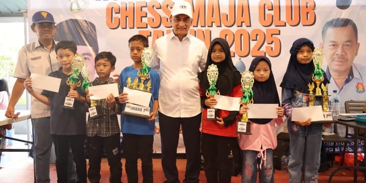 Catur Bukan Sekadar Permainan: Wagub Dimyati Ajak Generasi Muda Banten Asah Otak!