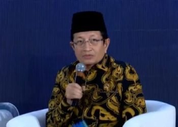Gaji Guru Lebih Rendah dari UMR? Pernyataan Menag Justru Memperburuk Keadaan!