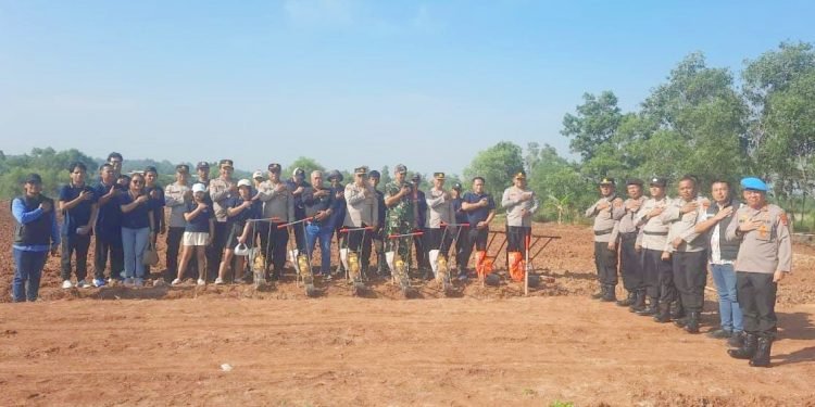 Ketahanan Pangan di Tangan Polri: Kapolresta Tangerang Pimpin Penanaman Jagung Hibrida!