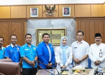 Gerakan Bersih Serang: Bupati Zakiyah Ajak KNPI Lawan “Gunung Sampah”