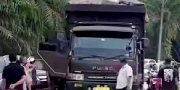 Truk Aceh Dilarang Melintas? Aksi Gubernur Bobby Nasution Tuai Kecaman