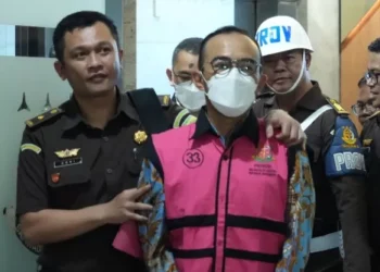 Skandal Korupsi Minyak Mentah Pertamina: Anak Buah Riza Chalid Ditahan di Rutan KPK!