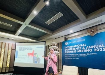 Literasi Digital Bukan Sekadar ‘Melek’ Teknologi, Ini Kata Profesor Unismuh di Panggung Internasional!