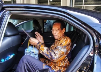 Sultan HB X: “Nggak Perlu Pengawalan, Saya Bukan Orang Penting!”