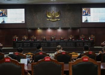Uang Pensiun Dipajaki: Air Mata di Usia Senja, Perlawanan di MK!
