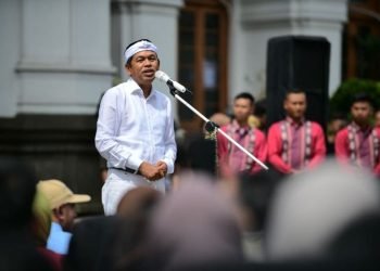 Drama Relokasi Aqua: Dedi Mulyadi Kecewa, Jakarta Tetap Jadi Pilihan
