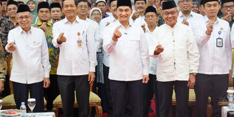Wagub Banten Ajak ASN dan Pengusaha Salurkan Zakat Melalui Baznas
