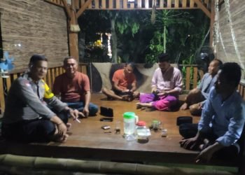 Sinergi Polisi dan Masyarakat: Polsek Cikande Gencarkan Ronda Malam di Poskamling