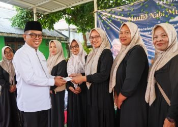 Gubernur Andra Soni Hadiri Maulid Nabi di Larangan, Pererat Silaturahmi dengan Warga