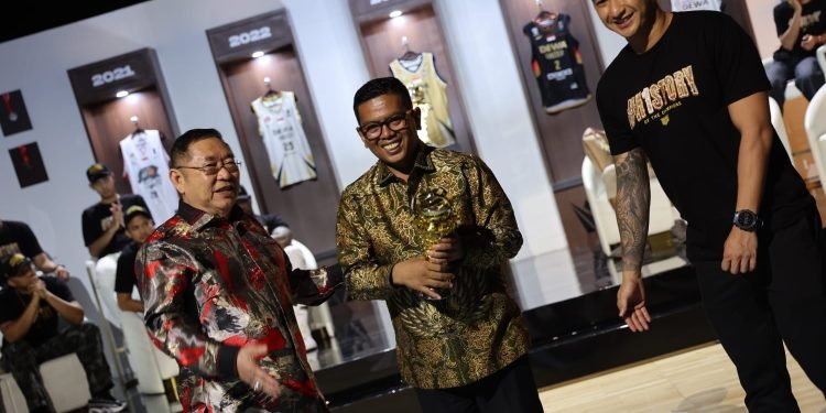 Banten Bangga! Gubernur Andra Soni Saksikan Langsung Kemajuan Olahraga di Dewa United