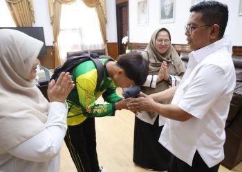 Gubernur Andra Soni Jadi Penengah: Kepala Sekolah dan Siswa SMAN 1 Cimarga Berdamai