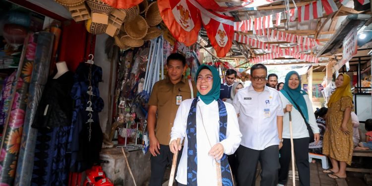 Tinawati Andra Soni Sentuh Baduy: Bakti Sosial, Lestarikan Budaya, Berdayakan Masyarakat