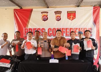 Tawuran Maut di Anyer: Pelajar Bersenjata Tajam Ditangkap!