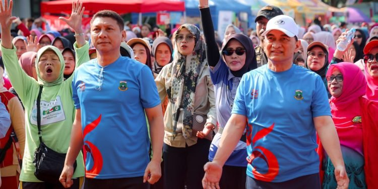 Wagub Banten Pimpin Senam Massal: Ajak Masyarakat Budayakan Hidup Sehat