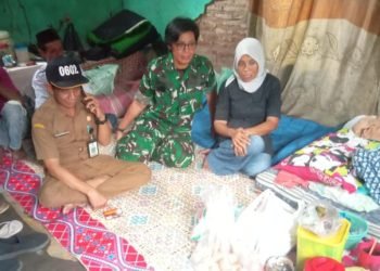 TNI Sigap Bantu Korban Bencana di Tunjung Teja: Kemanunggalan TNI-Rakyat Terus Dikuatkan