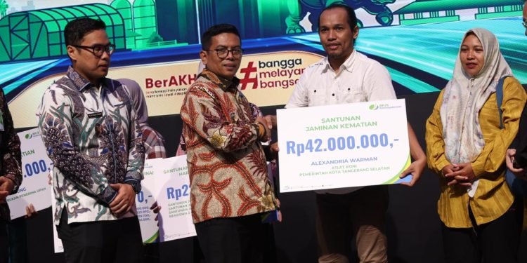 Tragedi di PPLP Banten: Gubernur Andra Soni Beri Santunan dan Dispora Ungkap Fakta Sebenarnya!