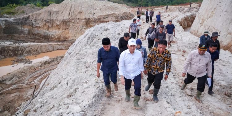 Wagub Banten Gerak Cepat: Tinjau Tambang Jawilan, Lindungi Lingkungan dan Masyarakat
