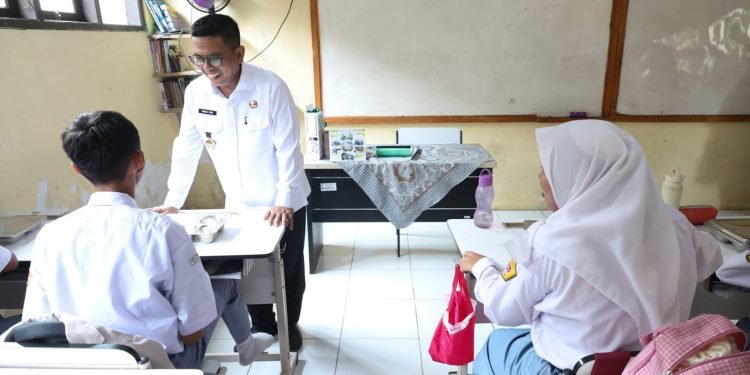 Andra Soni Optimistis MBG Dongkrak Prestasi Siswa Banten