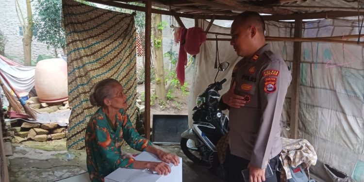 Musibah Jawilan, Bupati dan Kapolsek Turun Tangan Salurkan Bantuan