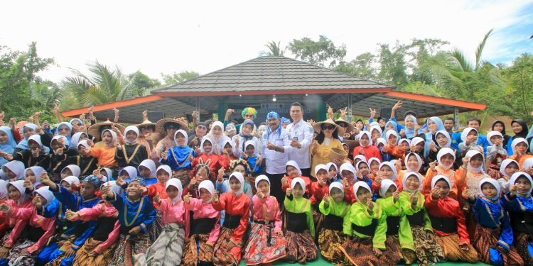 Pesona Sumur Kenclong Antarkan Tambang Ayam Jadi Jawara ADWI Kabupaten Serang