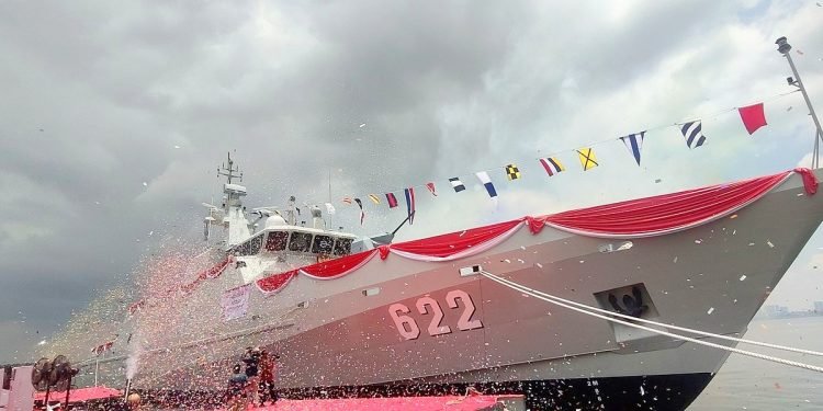 KRI Belati-622: Era Baru Armada Maritim Indonesia dengan Teknologi Hybrid!