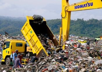 Gunung Sampah Ancam Sarimukti: Daerah Diminta Mandiri Kelola Sampah