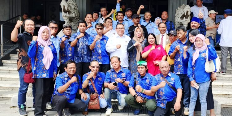 Solidaritas Membara, 50 Anggota PWI Banten Beri Dukungan Pelantikan Pengurus PWI Pusat di Solo