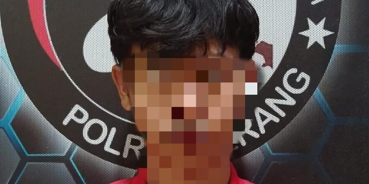 Polisi Ciduk Pengedar Sabu di Serang, Modus Tempel Terbongkar!