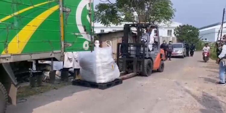 Satgas Klaim Berhasil Amankan 248 Ton Material Radioaktif di Cikande, Tapi Warga Masih Terancam!