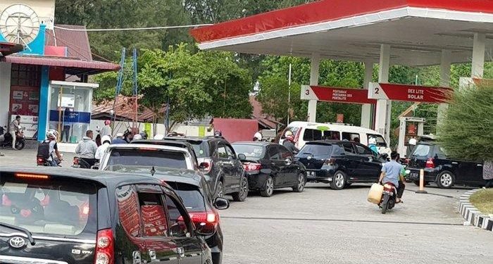 BBM Subsidi Dikuras Mafia! Modus Pelat Nomor Palsu Bikin Negara Boncos!