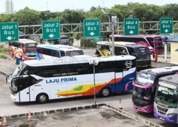Traveler Wajib Tahu! Ini Daftar Bus AKAP Angkatan Pagi dari Jakarta ke Jawa