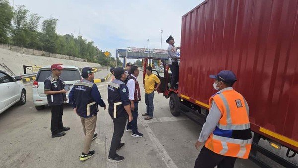 ODOL Ditindak Tegas di Tol Bakauheni-Terbanggi Besar: 147 Kendaraan Kena Razia