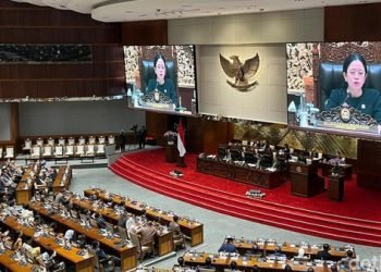 DPR Digugat Soal Pensiun, MK Jadi Tumpuan Harapan: Mampukah Keadilan Ditegakkan?