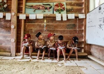 Sekolah Terpencil di Pandeglang: Harapan yang Bertahan di Tengah Keterbatasan
