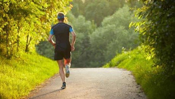 Lari 10K Makin Kencang? 7 Trik Rahasia Pelari Pro Dibongkar!