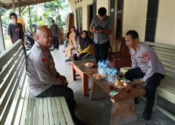 Dukungan Moral dan Logistik: Kapolres Serang Pastikan Kesejahteraan Warga Terdampak Radioaktif