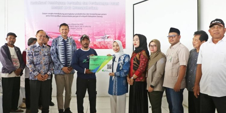 Bupati Serang Peduli Petani: Ribuan Ketua Poktan Terima BPJS Ketenagakerjaan Gratis!