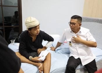 Andra Soni Jenguk Revan, Pemuda Baduy Korban Perampokan