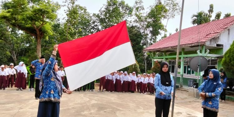 SDN 01 Bengkulu Raman Memperingati Hari Pahlawan dengan Semangat Kepahlawanan