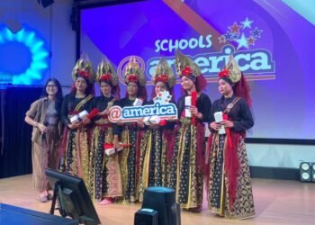 Siswa SMKN 1 Baros Unjuk Kesenian Banten di @america, Bukti Budaya Lokal Mampu Bicara di Panggung Global