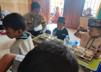Polres Serang Distribusikan 2.166 Paket Makan Bergizi Gratis ke 13 Sekolah untuk Dukung Pemenuhan Gizi Pelajar