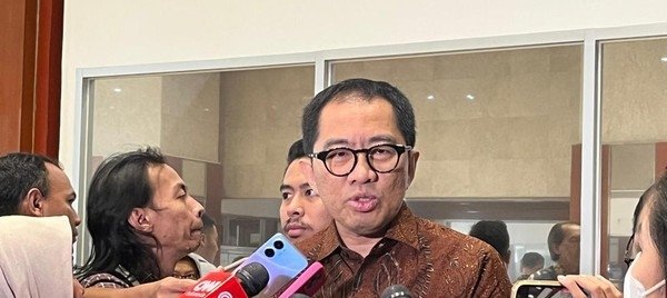 Beban Berat Industri Baja RI: Terjebak Impor, Terlilit Mesin Tua! Apa Solusi Kemenperin?