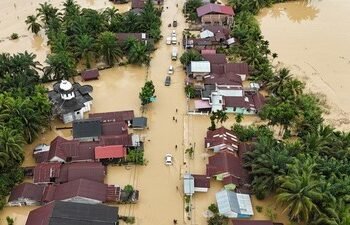 Banjir Meluas di Aceh: 17 Kabupaten/Kota Terendam, Ribuan Warga Mengungsi dan Air Belum Surut