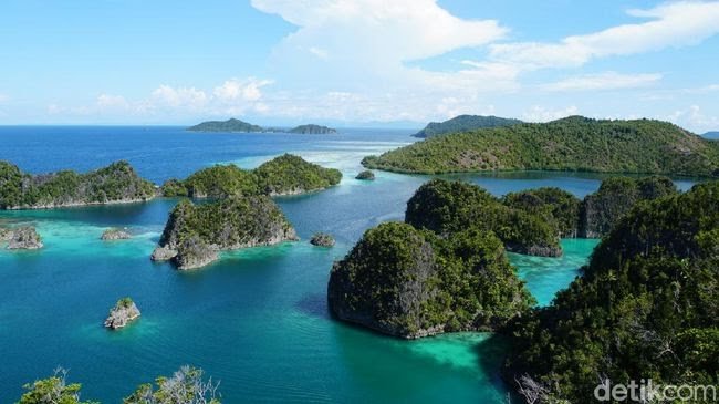 40 Objek Wisata Indonesia Terindah & Mendunia: Dari Raja Ampat Hingga Malioboro!