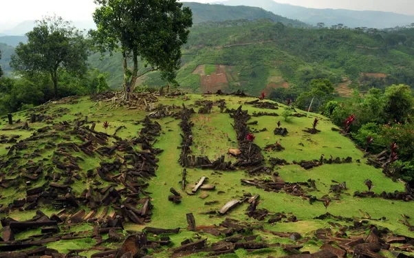 Gunung Padang dan Jejak Peradaban Kuno yang Mengguncang Sejarah