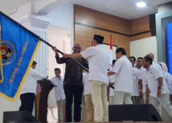Ketua Umum PWI Pusat Resmi Lantik Pengurus PWI Jateng 2025-2030, Tegaskan Integritas Jurnalis di Era Digital